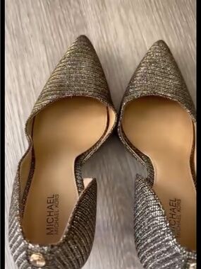 MICHAEL Michael Kors Metallic Gold Pointed D'Orsay Heels